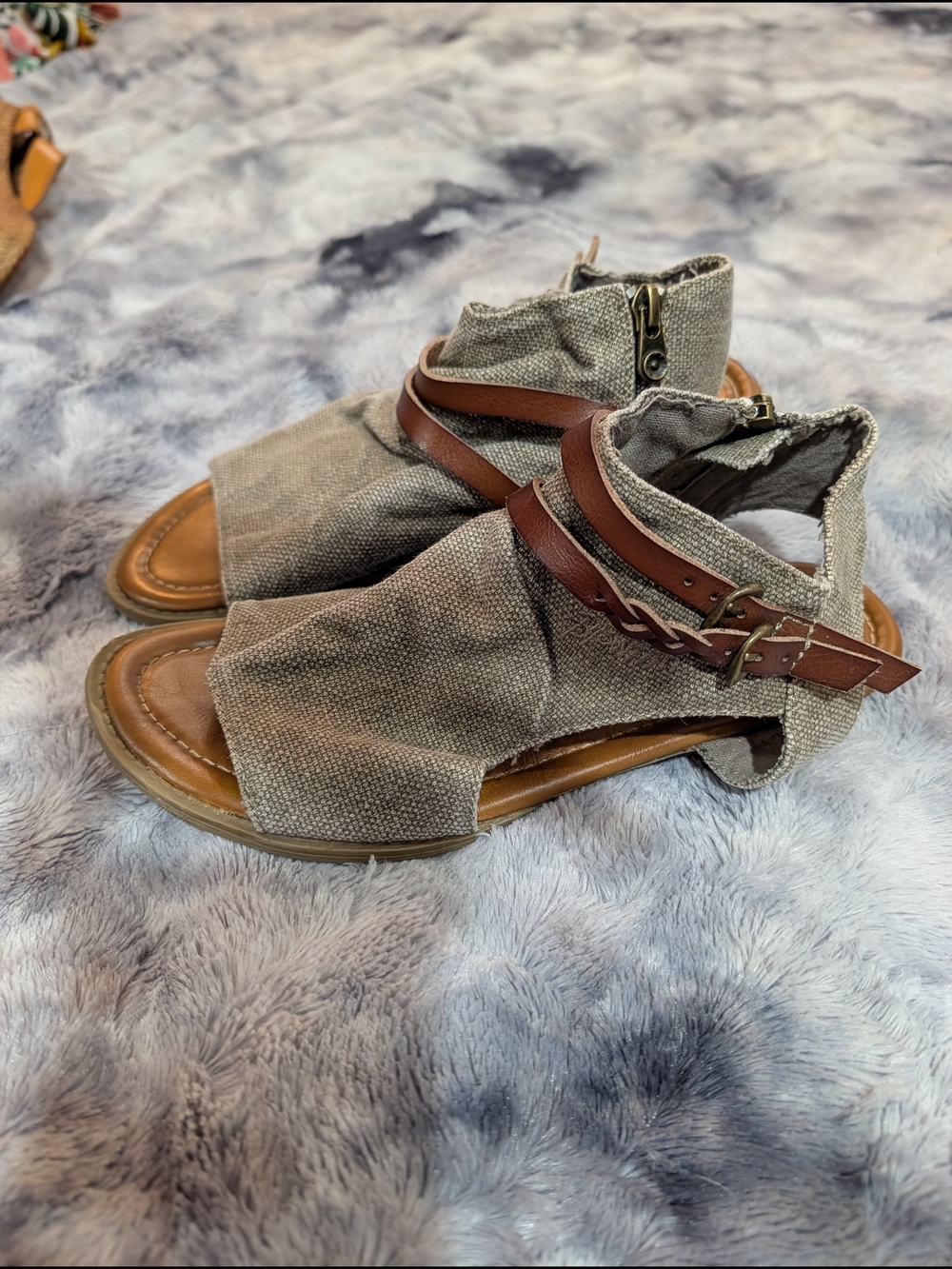 Women’s Taupe Canvas Sandals with Brown Leather Ankle Straps Size 7